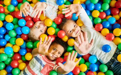 Januar - 15. März 2023: Indoorspielplatz für Kinder geöffnet. Kostenlos, 9-12 Uhr. (Foto: AdobeStock -  Seventyfour 211577338)