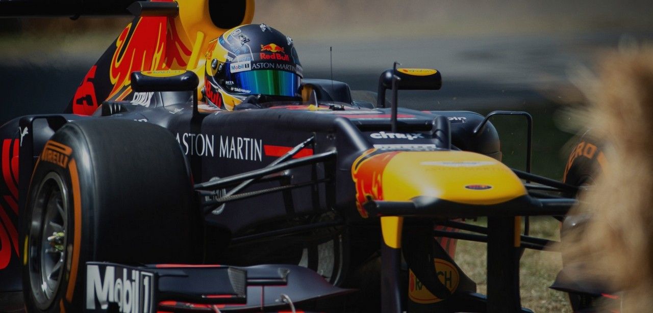 Sebastian Vettel fährt Formel-1-Auto auf der Nordschleife (Foto: NÜRBURGRING 1827 GMBH & CO. KG)