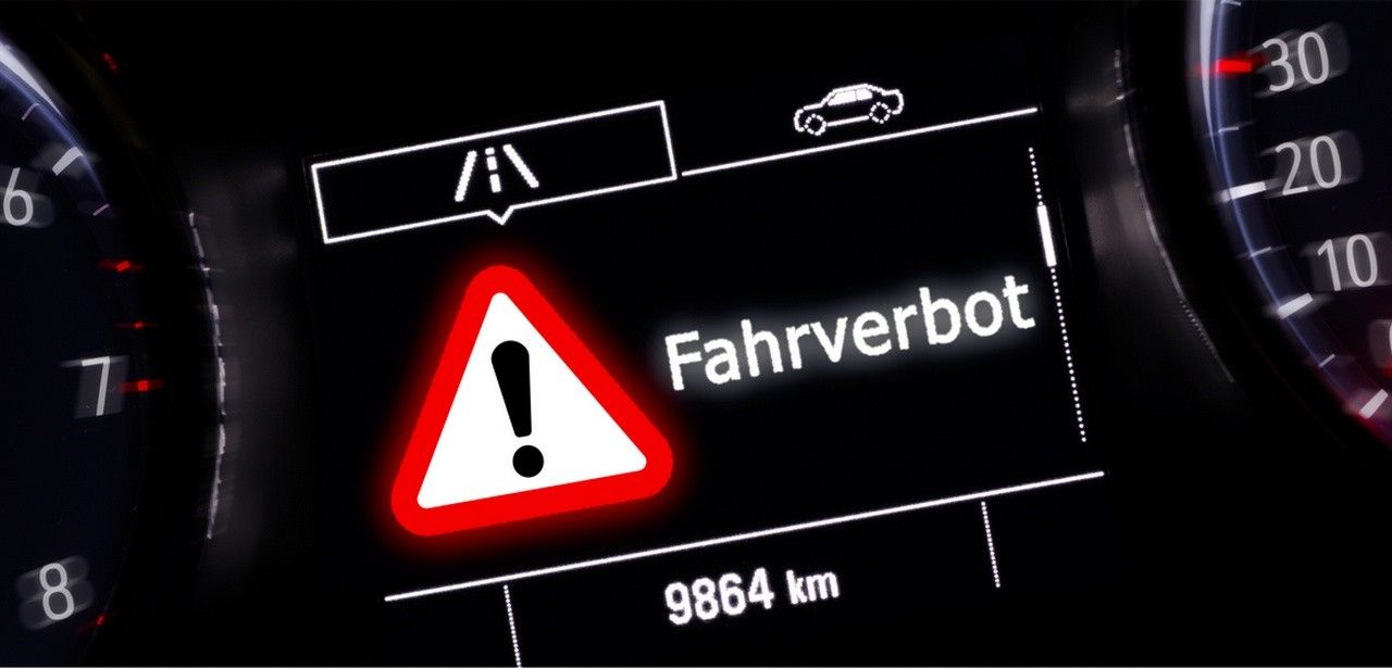 Urteil: Fahrverbot und Sperrfrist nicht gleichzeitig (Foto: AdobeStock -  bluedesign 229542742)