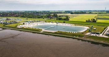 Nordsee-Lagune Burhave erhält DGfnB-Auszeichnung für herausragend gute Wasserqualität (Foto: Alex K. Media. Tourismus-Service Butjadingen)
