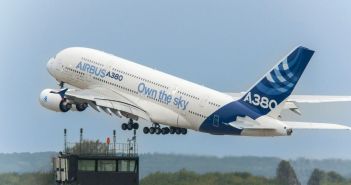 Frankfurt startet Winterflugplan mit 80 Airlines und weniger (Foto: AdobeStock -  SergioDenisenko - 1031915388)