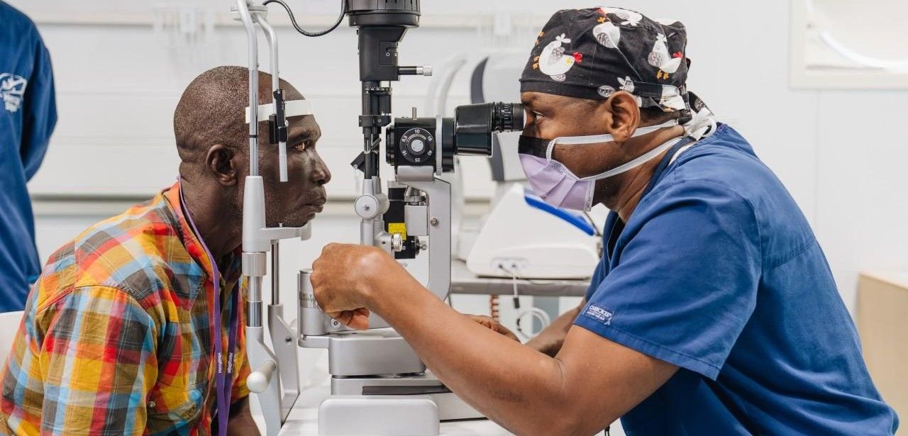 Global Mercy beginnt kostenlose Operationen und Fortbildung in (Foto: Mercy Ships)